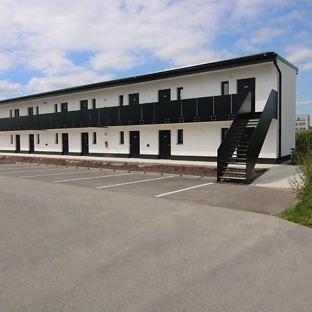 Me Hotel By Wmm Hotels Meitingen エクステリア 写真