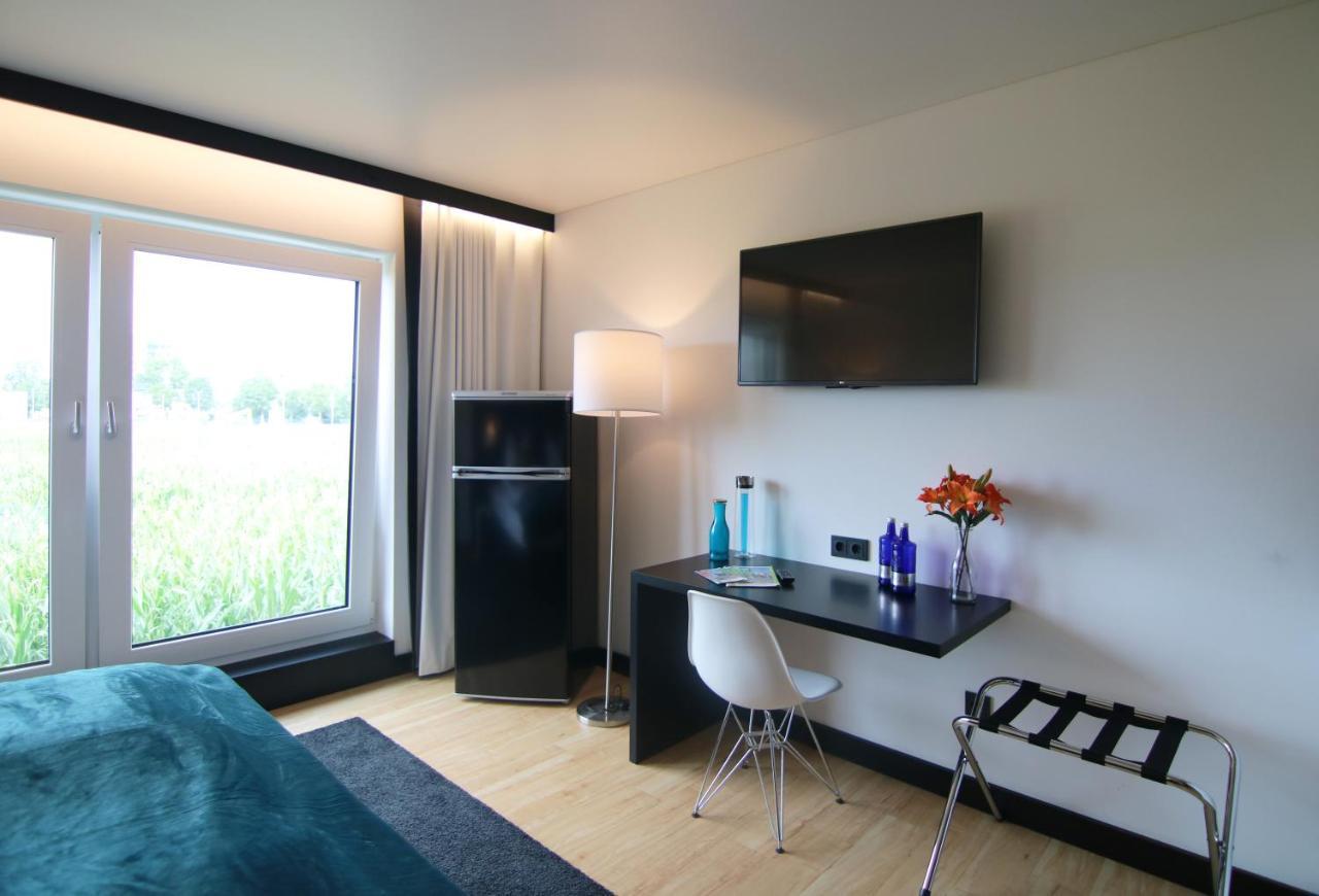 Me Hotel By Wmm Hotels Meitingen エクステリア 写真